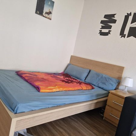 Abbey Homestay Франкфурт на Майн Екстериор снимка